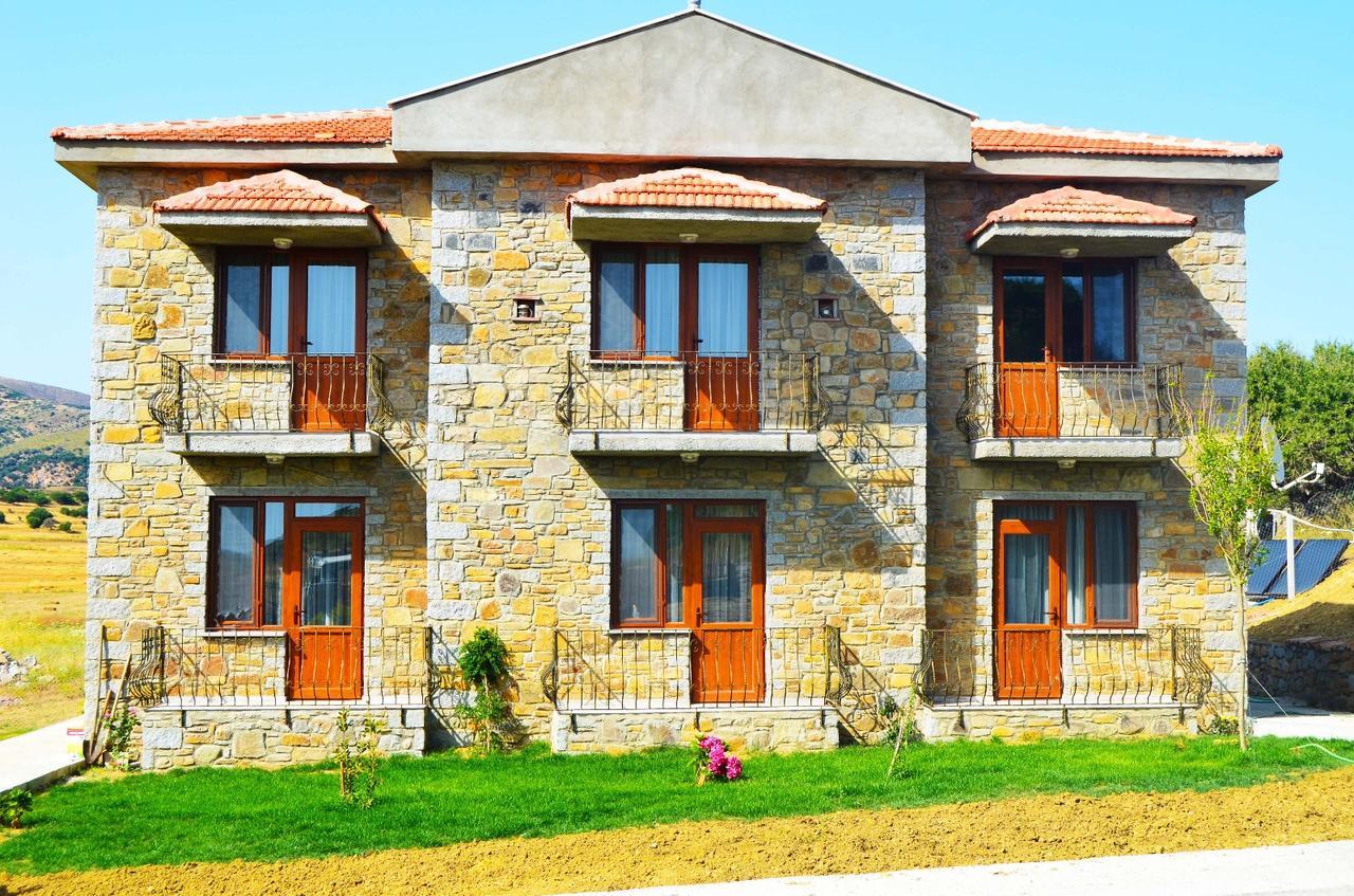 Laz Koyu Pansiyon Gokceada Exterior photo